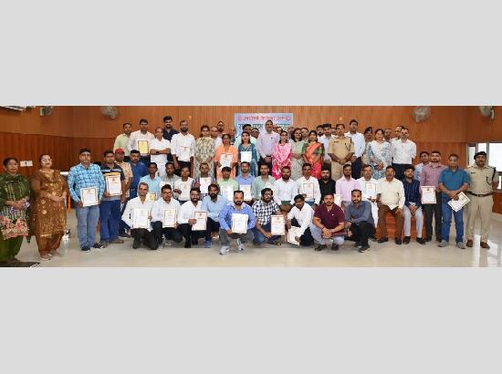 Rajbhasha fever grips Ferozepur Rail Division, felicitates 51 winners with awards, culture and creativity