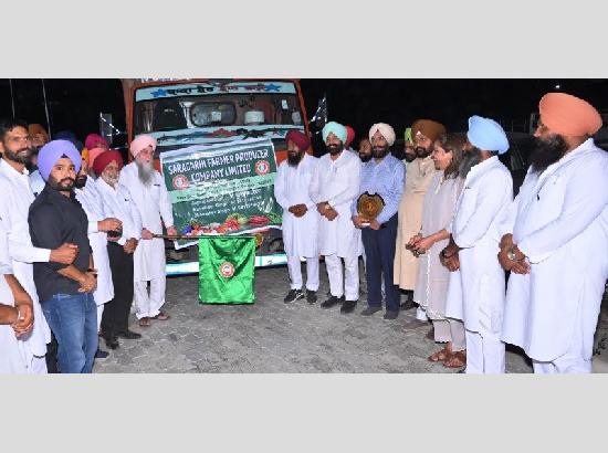 Punjab flags off first 15 MT Green Chilli export  to Dubai, boost for farmers’ income