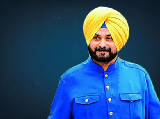 Navjot Sidhu pleads for state law on MSP for pulses, other crops, MANREGA like scheme for 