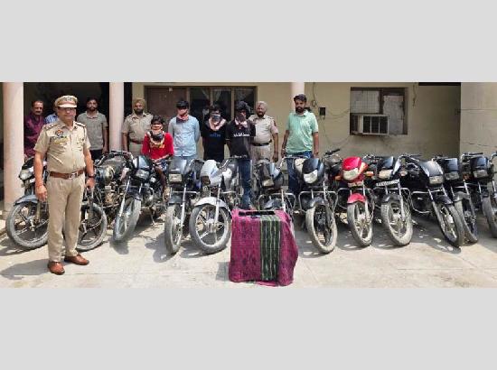 Police crack down on motorcycle lifters, mobile snatchers, 4 booked 