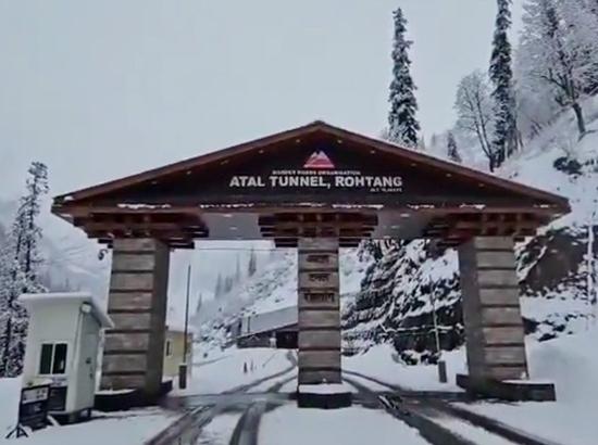 Fresh snowfall in Himachal brings sharp dip in temperature