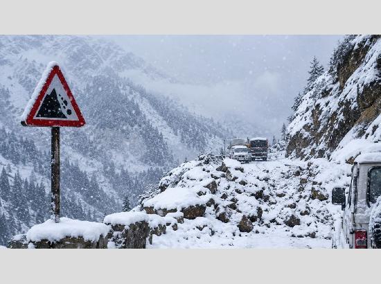 Rain, snow likely in Himachal Pradesh till Oct 14; Thunderstorm warning for 3 districts