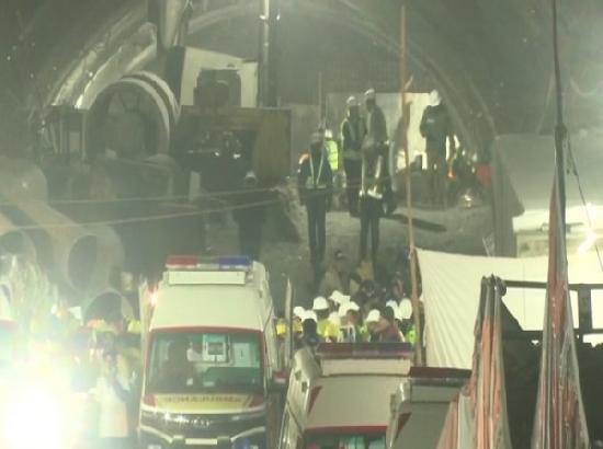 Uttarkashi: First worker evacuated from Silkyara tunnel; rescue operation underway; Watch Video 