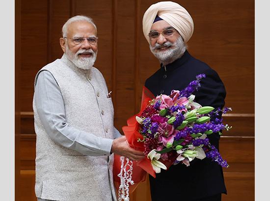 Delhi LG Taranjit Singh Sandhu Calls on PM Narendra Modi