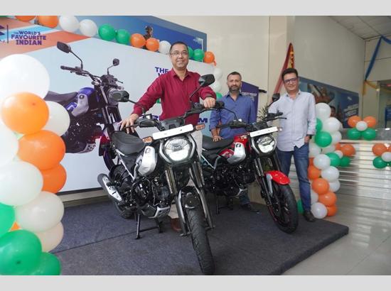 Director Environment T. C. Nautiyal unveils world's first CNG Motorcycle Freedom 125 in Chandigarh