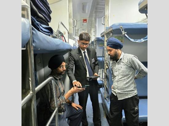 22,855 passengers penalised over  ₹ 2 Cr for ticketless, irregular travel in September