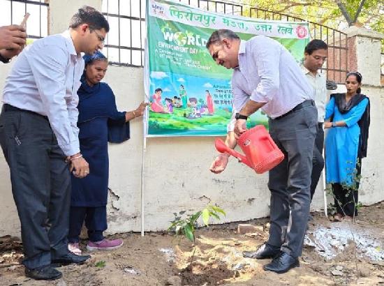 Railway organizes tree plantation Drive under ‘Ek Ped Maa Ke Naam’ campaign