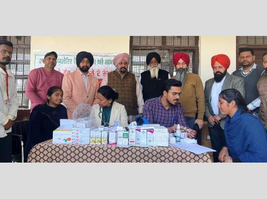 MLA Bhullar inaugurates 6th free medical camp  in border village govt school Bare Ke