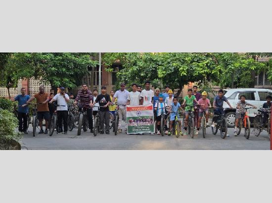 Railway holds Cycle Rally under Fit India Mission to promote 'Sunday On Cycle' culture