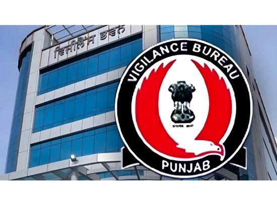 Vigilance Bureau nabs Driver red handed accepting bribe of Rs 5,000/-

