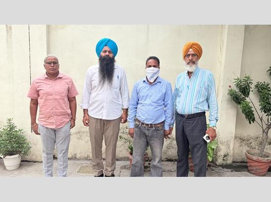 Vigilance Bureau nabs Patwari red-handed accepting bribe of Rs 15,000
