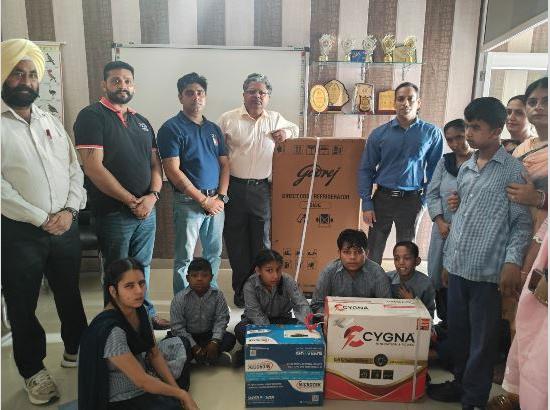 Helping Hand of ‘Yes Man’ Vipul Narang reaches Muskan Special School